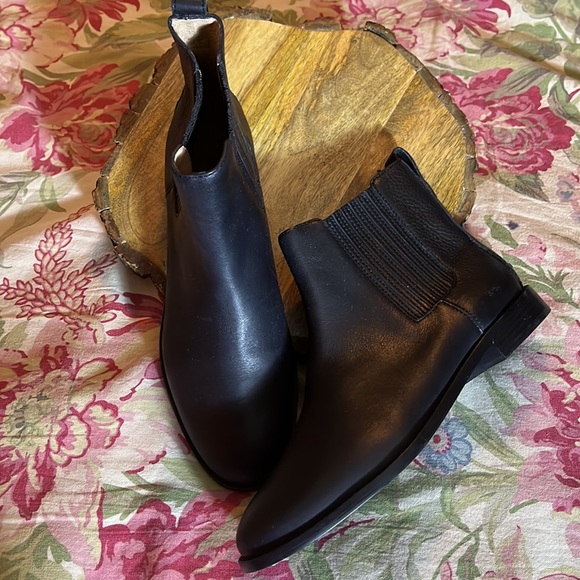 MADEWELL Size 11 Chelsea Boot Black Leather Elastic Side Gusset Pull-On Classic - Picture 7 of 16